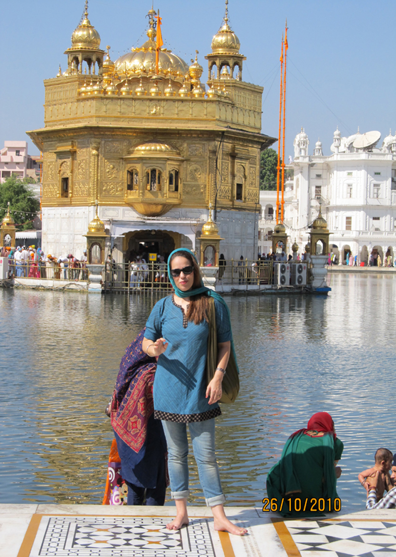 Florencia Costa at the Golden Temple.