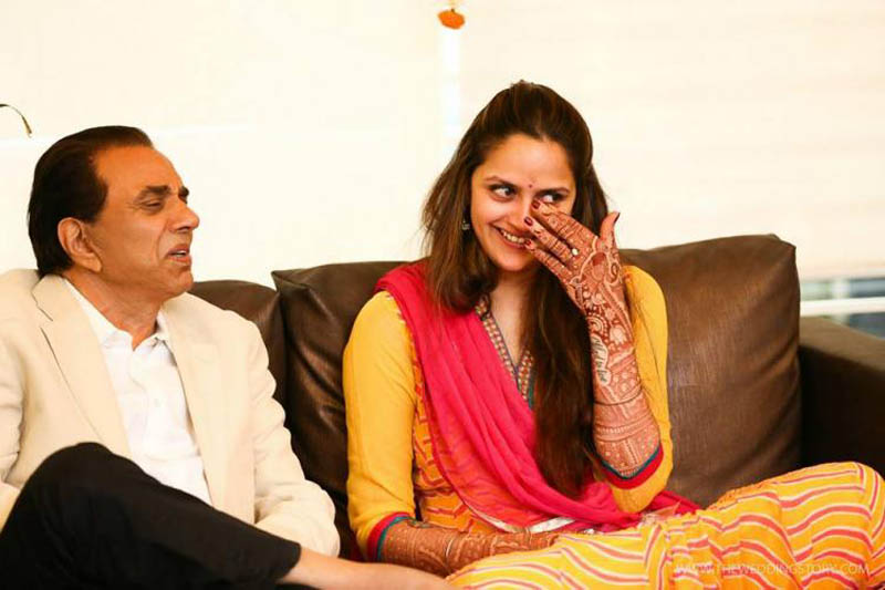 Ahana Deol with dad Dharmendra