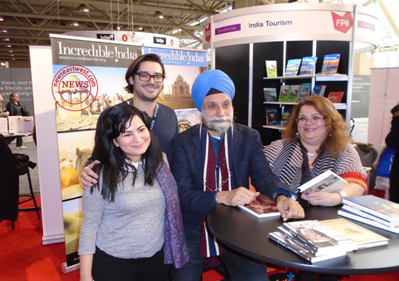 Navtej Sarna at Toronto International Book Fair. Indo-Canadian journalist-writer Rashi Khilnani is on the extreme left.