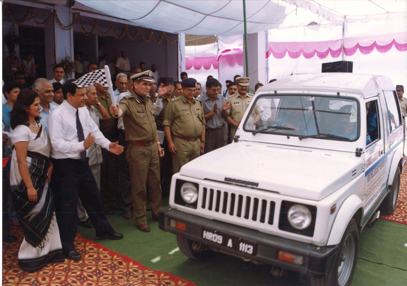 Kuldeep Sharma at the launch of Rapid Response Team of his company by Haryana Director-General of Police in 2002.