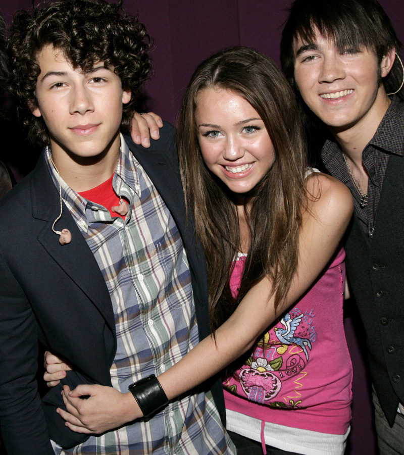 Miley Cyrus and Nick Jonas1