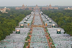 biggest-yoga-show-rajpath-new-delhi