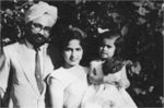 Khushwant Singh with his family.