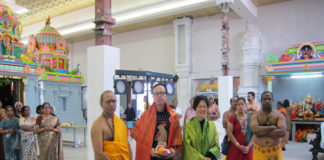 Prof Hiroshi Yamashita and his wife visiting a Sri Lankan Tamil temple in Toronto.