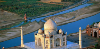 Incredible India - Taj mahal
